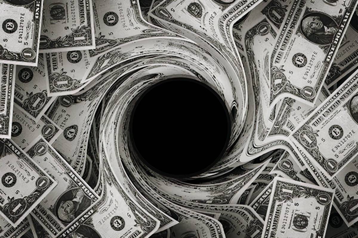 布莱克浦深陷危机，球队降级虽难，但不容乐观